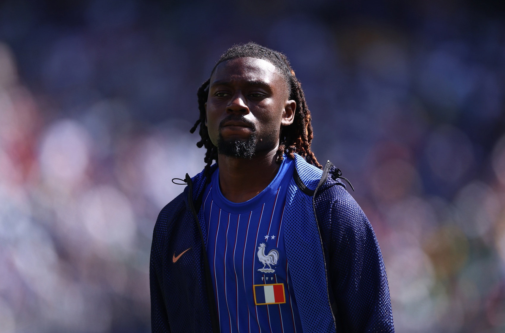 法媒：阿隆索曾向姆巴佩咨询罗马中场科内，蓝军接受7000万欧要价